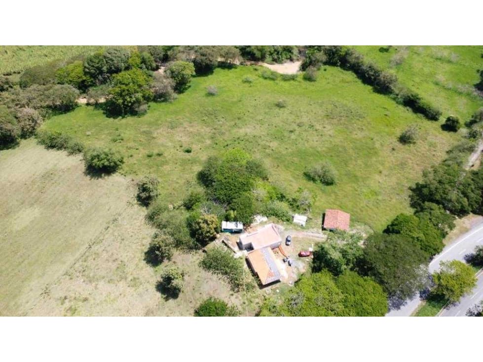 Se vende finca chalet en la victoria valle - 1