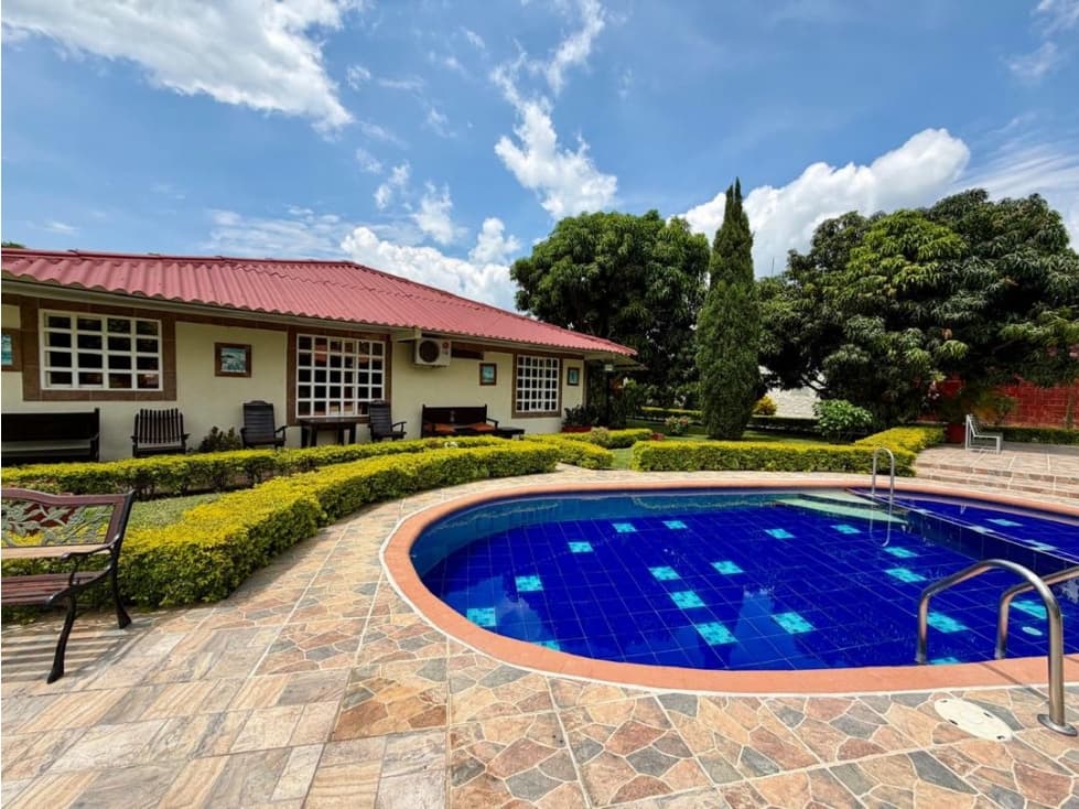 SE VENDE FINCA EN ROZO SP - 1