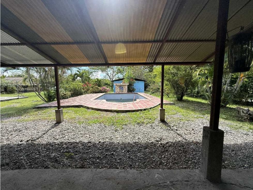 Se vende hermosa finca de 3.000 mtr2 en Ginebra. Carretera principal - 1