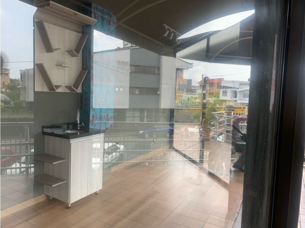 SE VENDE LOCAL COMERCIAL - 1