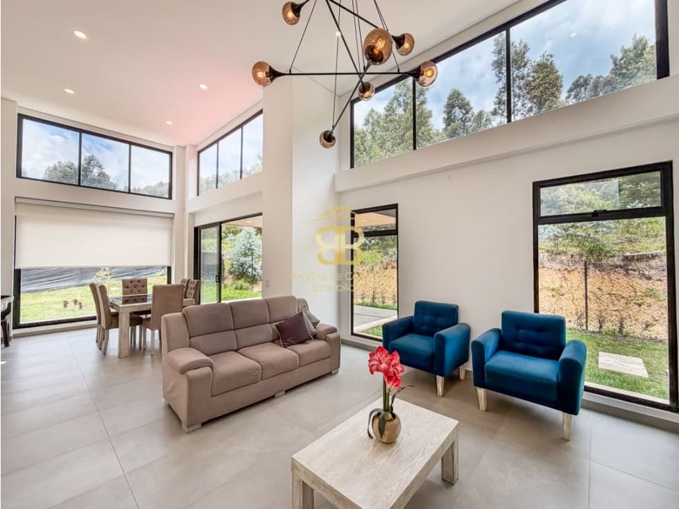 SE VENDE CASA EN BOSQUES DE RENANIA EN BRICEÑO - 1