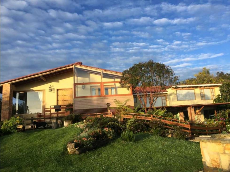 Se Vende Propiedad Única en La Calera, Vereda El Hato - 1