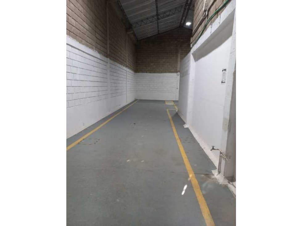Ternera - Arriendo - Bodega - 1