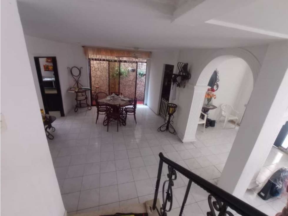 VENDE CASA EN EL BARRIO LA CASTELLANA EN MONTERIA - 1
