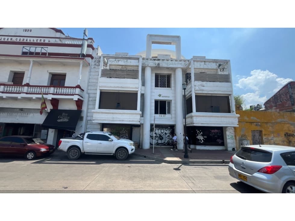 VENDE EDIFICIO CENTRO GETSEMANÍ CALLE ARSENAL - 1