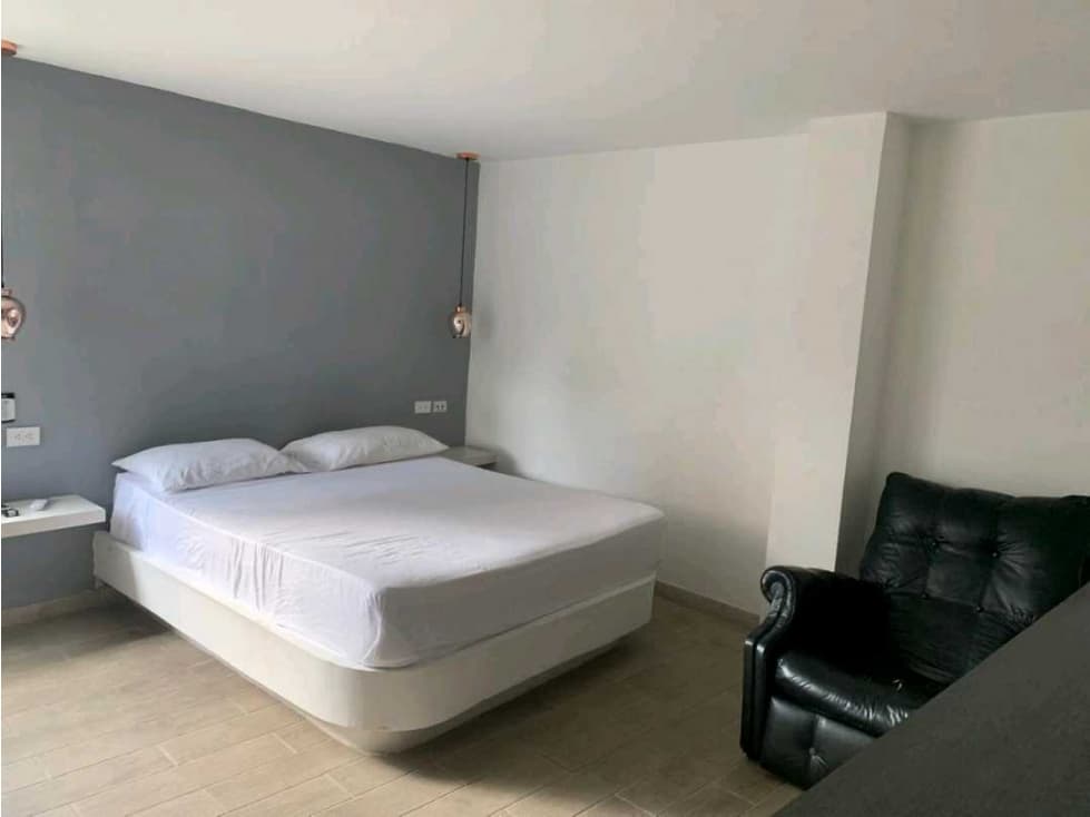 Vendemos hotel acreditado en el sector de Granada, Cali. - 1