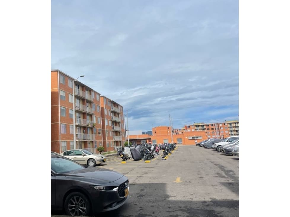 Vendo apartamento esquinero en TOCANCIPA esquinero segundo piso. - 1