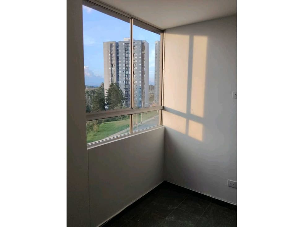 VENDO APTO EN RIONEGRO FONTIBON$340MM AREA 50MT2 PISO 5 2HABIT 2 BAÑOS - 1