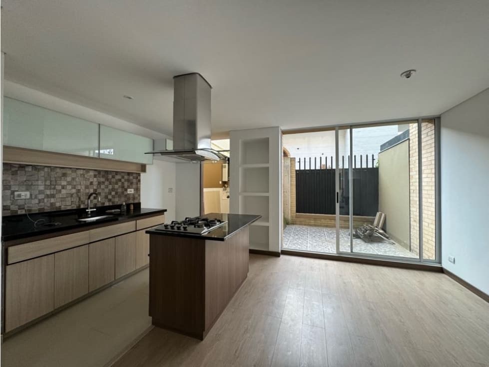 Vendo casa en Cajicá en conjunto cerrado con club House - 1