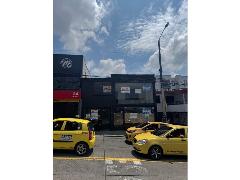 VENDO CASA COMERCIAL EN LA LORENA PEREIRA - 1