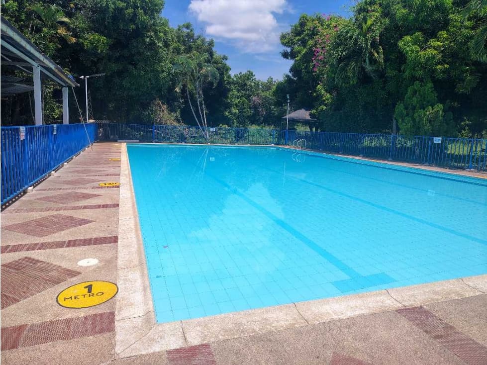 Vendo casa de 7 x15 en condominio con piscina en Girardot - 1