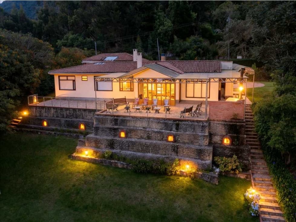 VENDO CASA EN FLORESTA DE LA SABANA BOGOTA - 1