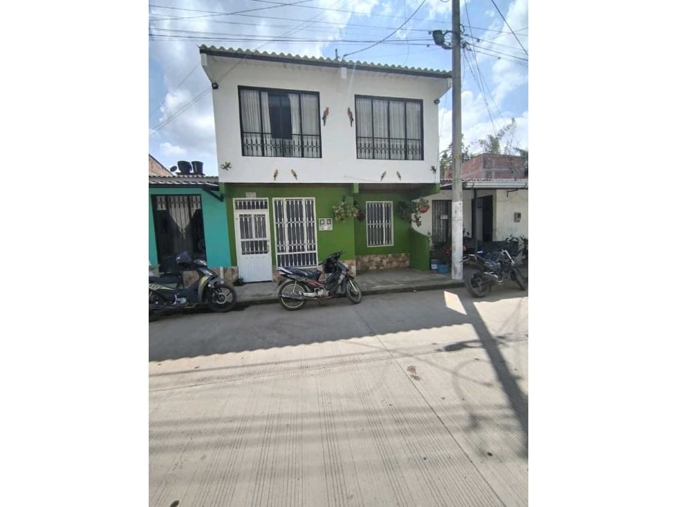 Vendo casa en excelente estado en Guaduas Cund - 1