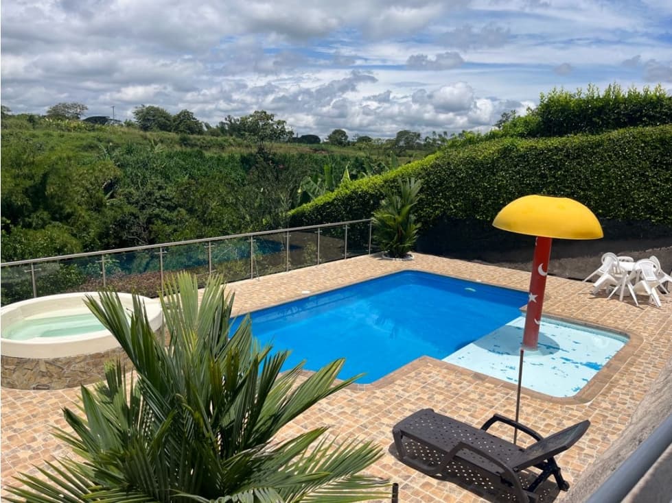 VENDO CHALET TURISTICO EN QUIMBAYA - 1