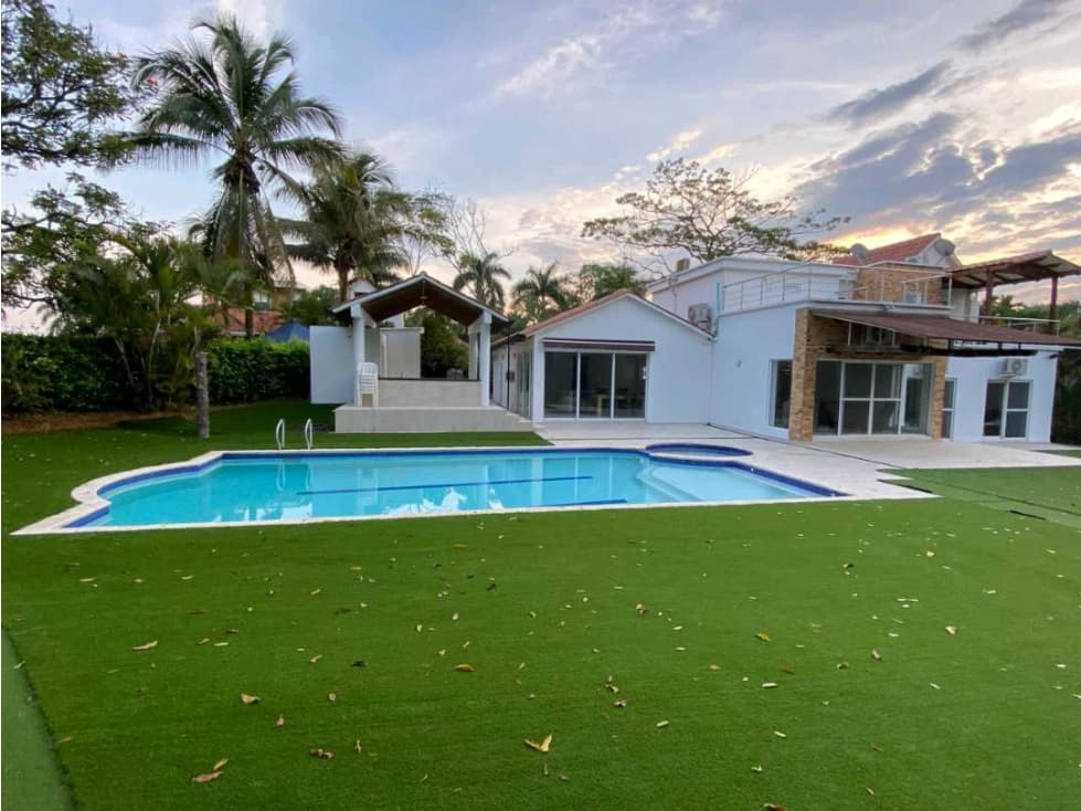 VENDO ESPECTACULAR CASA EN RESTREPO (META) (SR) - 1