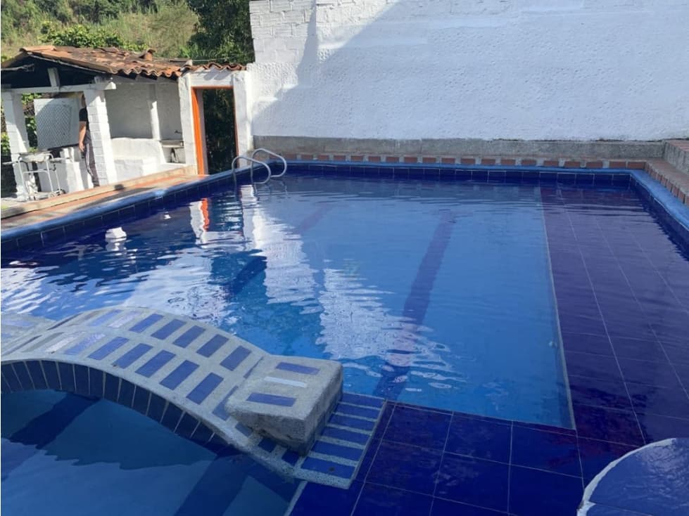 Casa en Venta Amoblada en Barbosa Antioquia - 1