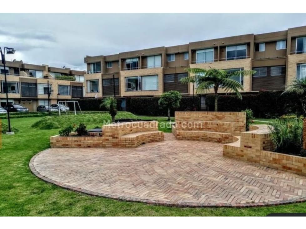 VENDO HERMOSA CASA CAJICA - 1