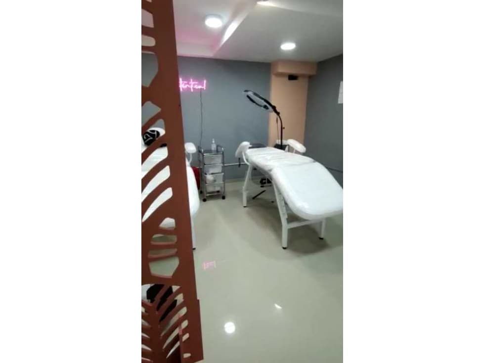 Vendo local sector la Macarena - 1