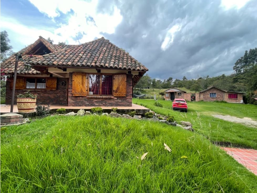 Vendo Rancho La Pilarica. 2 chalets. Fuquene Cundinamarca - 1