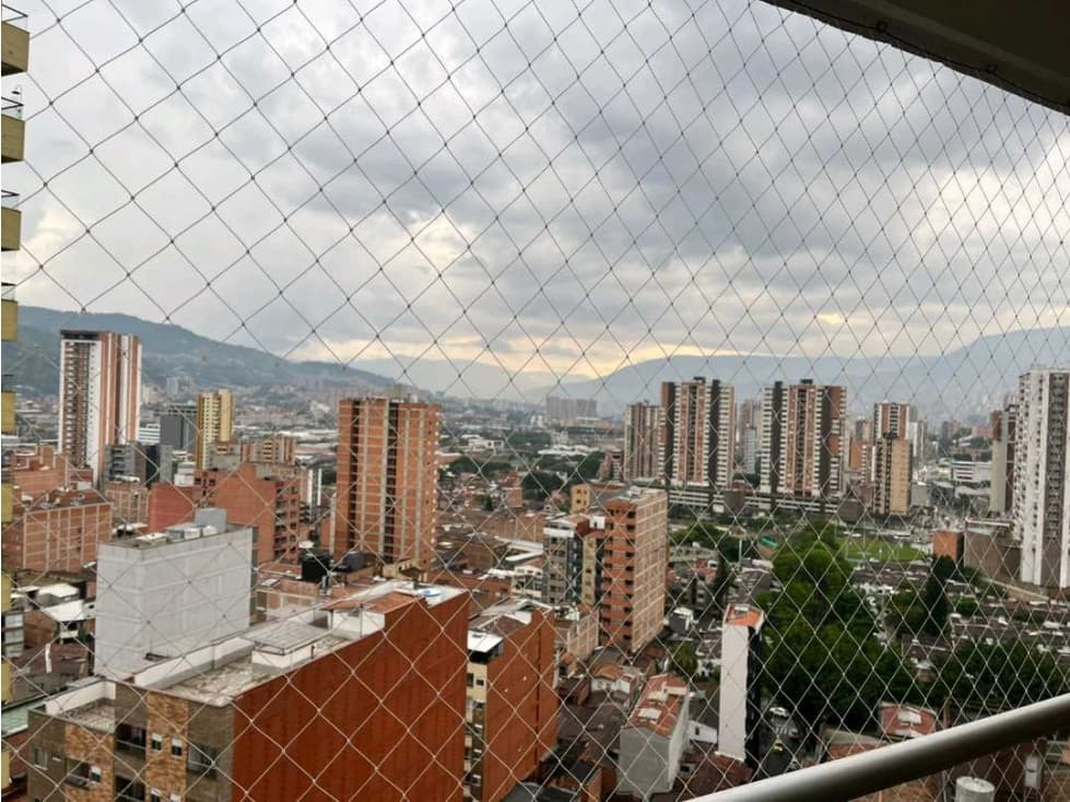 venta apartamento Sabaneta loma linda - 1