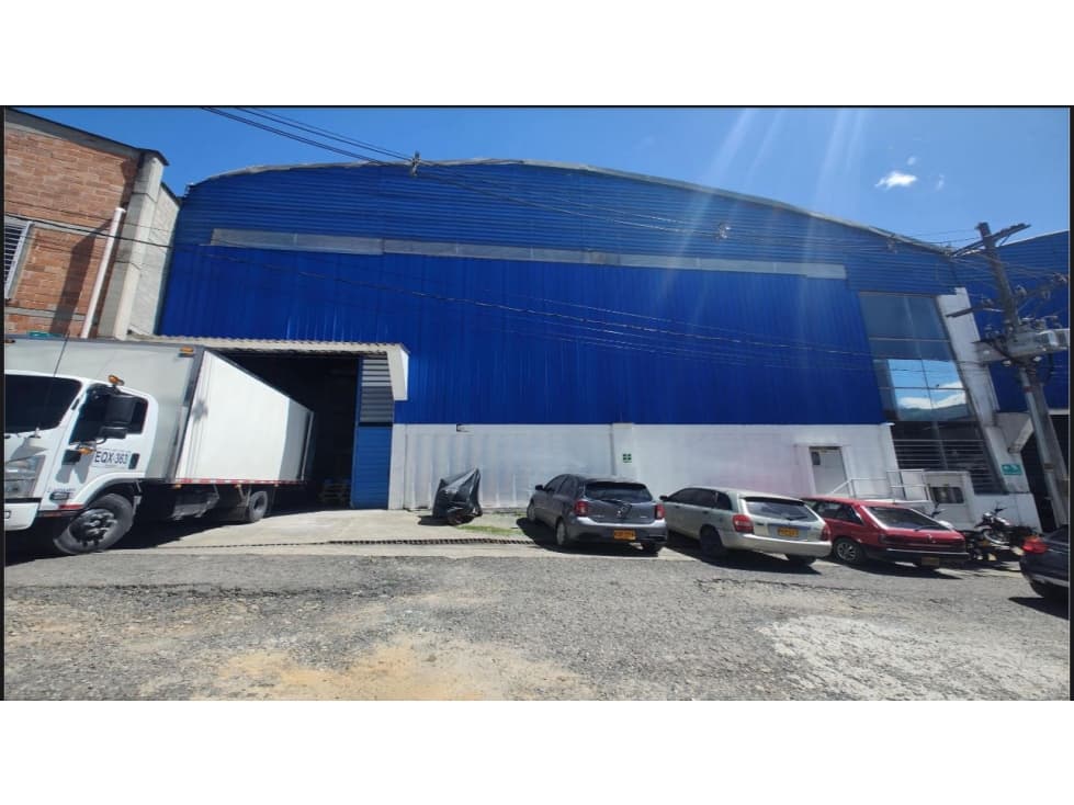 VENTA BODEGA INDUSTRIAL EN GUARNE SOBRE LA AUTOPISTA MEDELLIN BOGOTÁ - 1