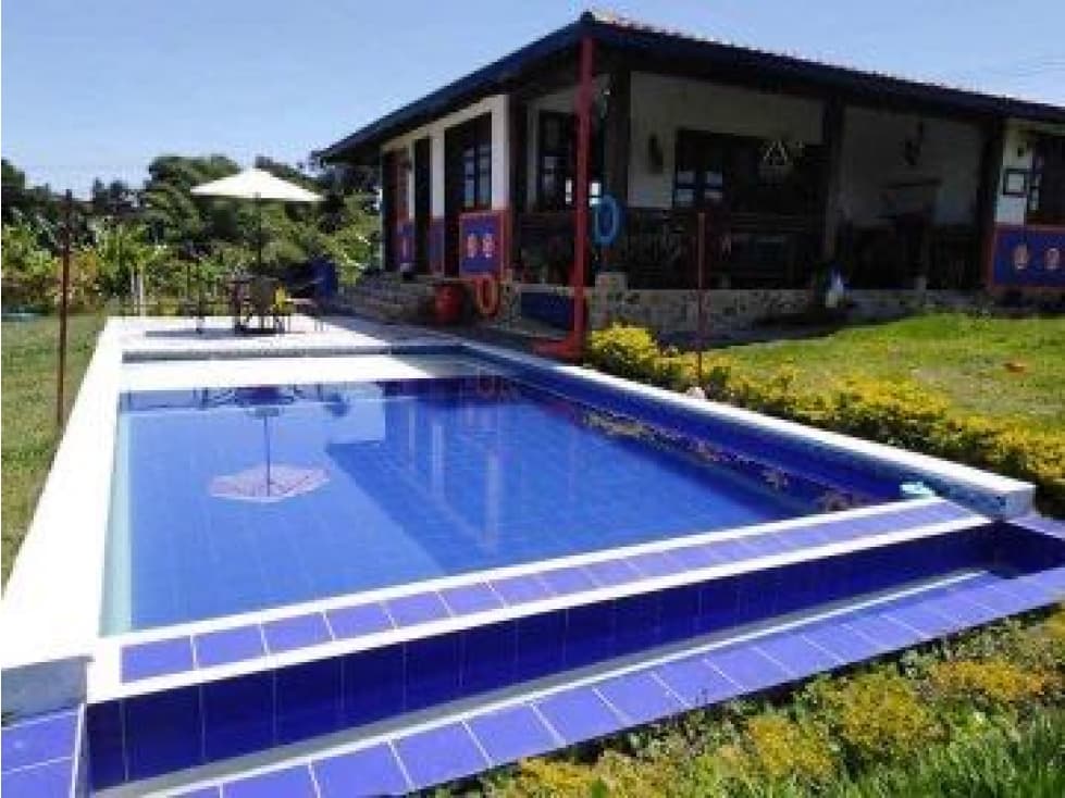 VENTA CASA CAMPESTRE EN CONDOMINIO - MONTENEGRO - 1