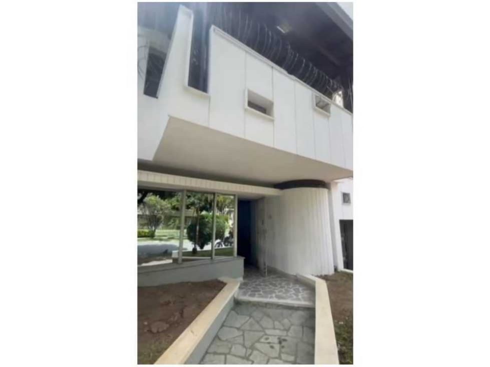 Venta Casa Coliving AIRBNB 100% operativo sector estadio - 1