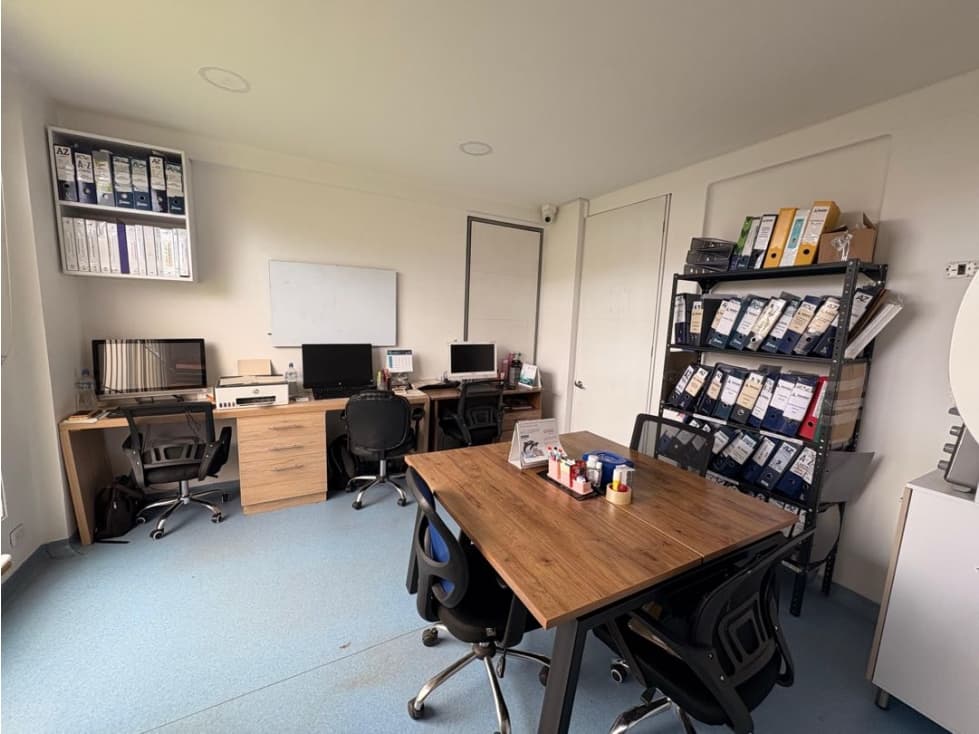 Venta Consultorio/Oficina Ofichia - 1