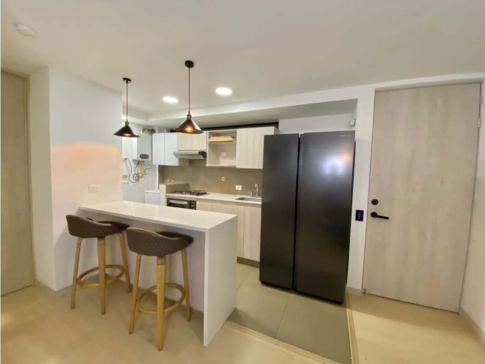 Venta de apartamento en el Retiro, sector Pempenao - 1