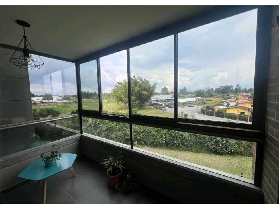VENTA DE APARTAESTUDIO AMOBLADO EN LLANOGRANDE APTO AIRBNB - 1