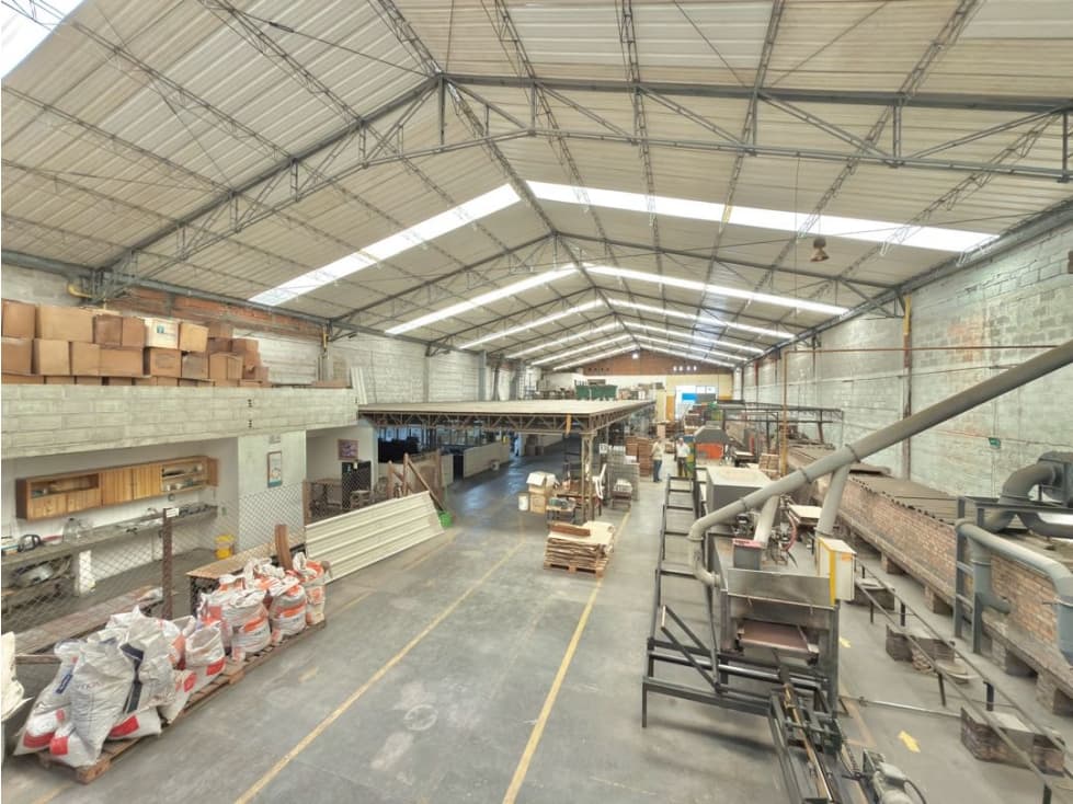 VENTA DE BODEGA EN ITAGUI, ANTIOQUIA - 1