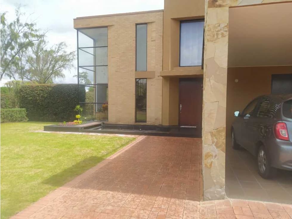 Venta de Casa Chia-Cajica 272 m2 - 1