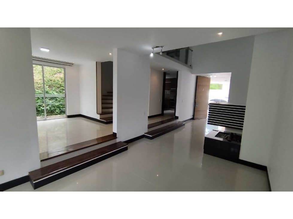VENTA DE CASA DE 2 NIVELES EN PINARES, PEREIRA,TU VIVIENDA EN COLOMBIA - 1