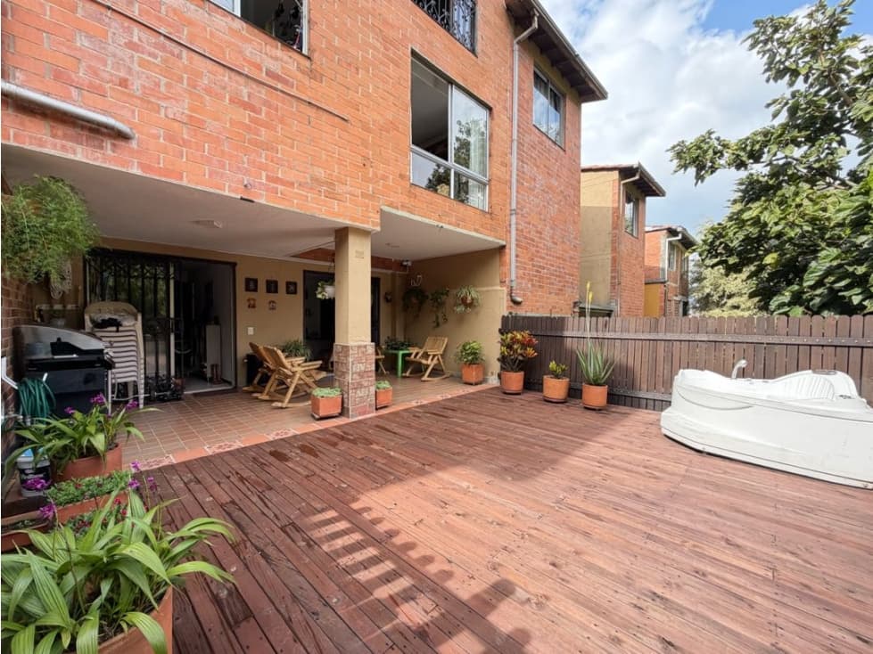 VENTA CASA FAMILIAR EN LAS ANTILLAS ENVIGADO | CONJUNTO CERRADO - 1