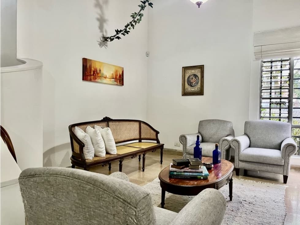 Venta de casa sector transversal intermedia - 1