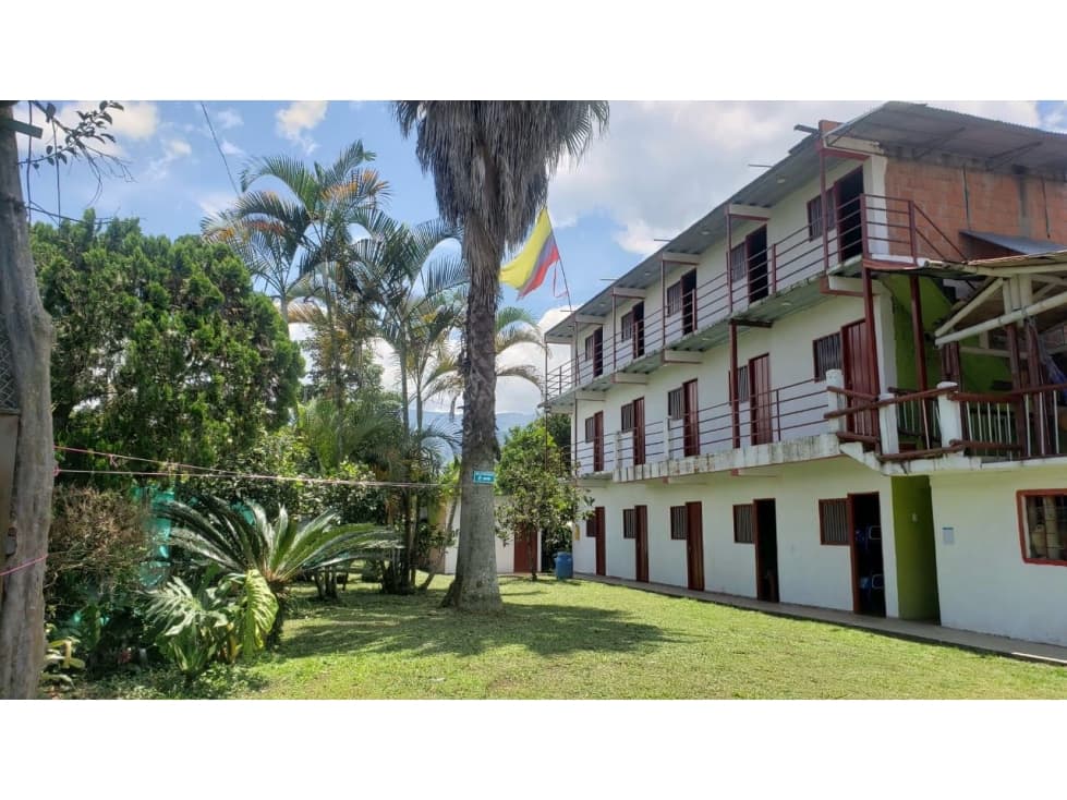 Venta de Finca Hotel Campestre - 1