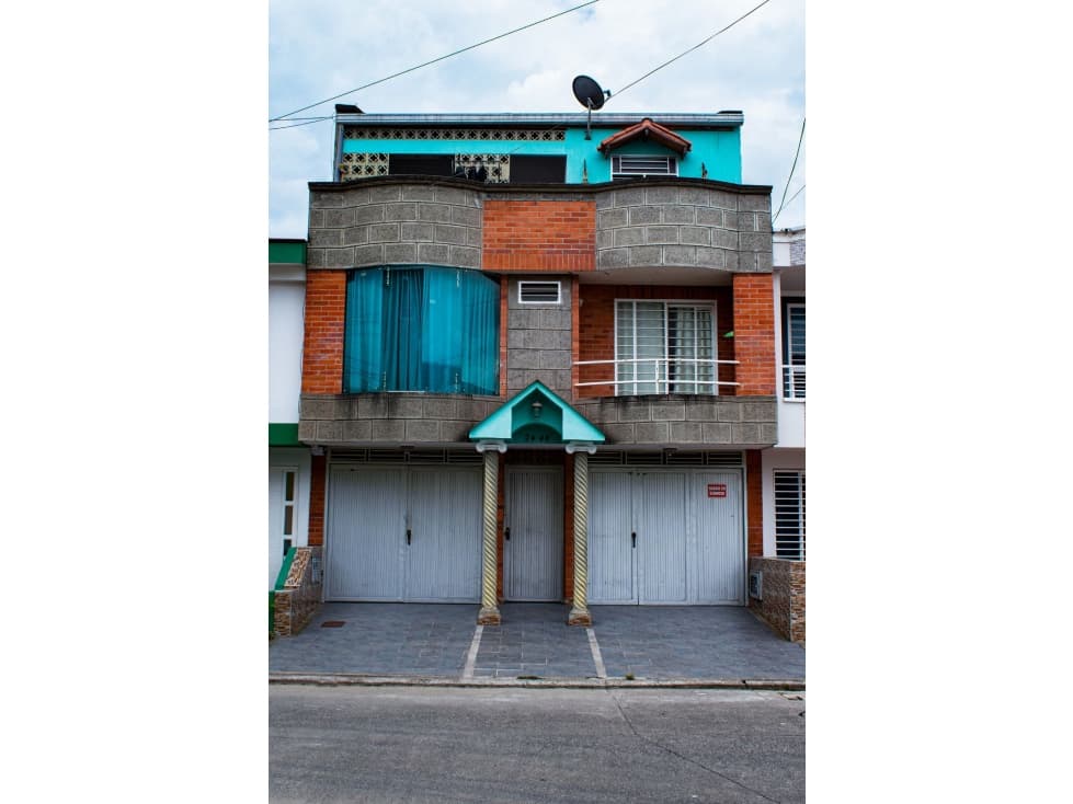 Venta Edificio-Oportunidad de Inversión con Alta Rentabilidad - Tulua - 1