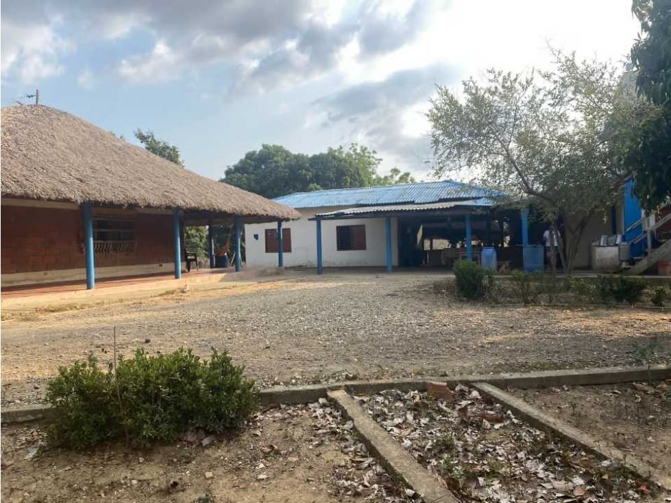 VENTA DE FINCA KILOMETRO 22,VIA PLANETA RICA,CORDOBA - 1