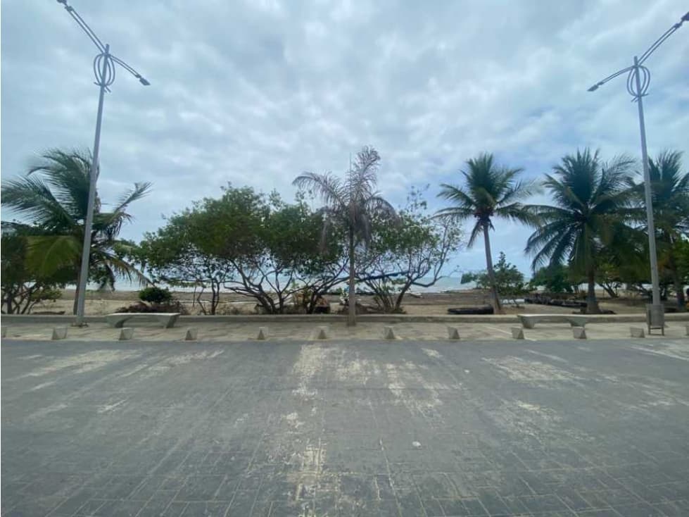 VENTA DE HOTEL EN FRENTE AL MAR - TOLU SUCRE - 1