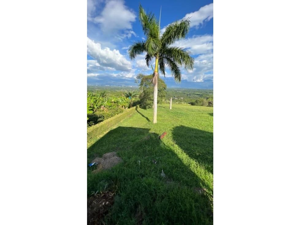 VENTA DE LOTE SECTOR PARQUE DEL CAFÉ EN MONTENEGRO - PUEBLO TAPAO - 1