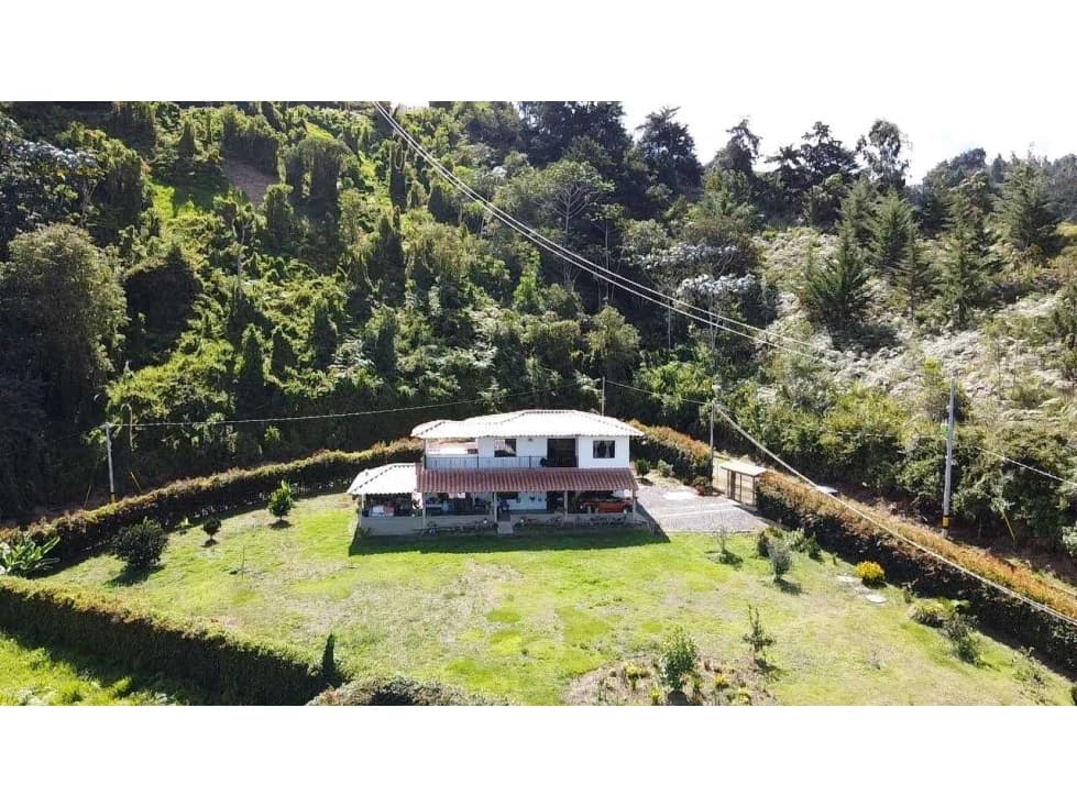 Venta Finca La Ceja 2300 m² - 1