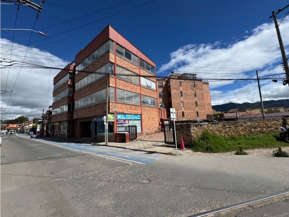 Venta o renta de hermosa oficina - 1