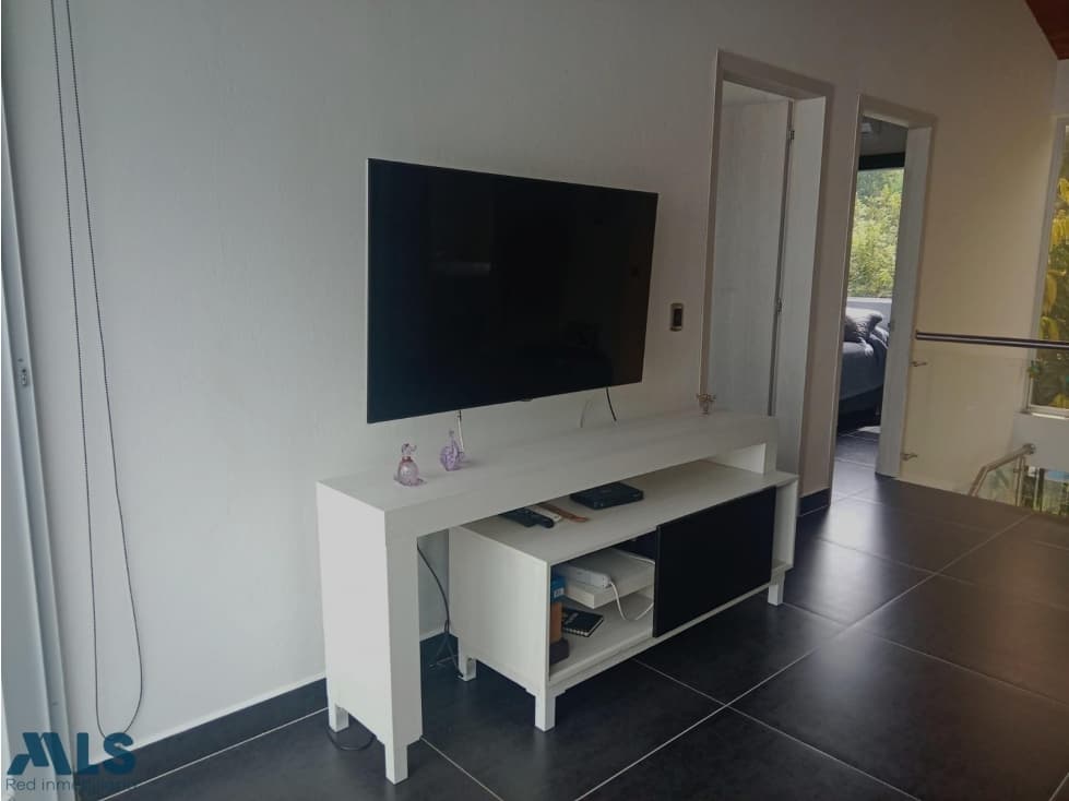 Vive cerca de la ciudad en medio de la naturaleza.(MLS#249810) - 1