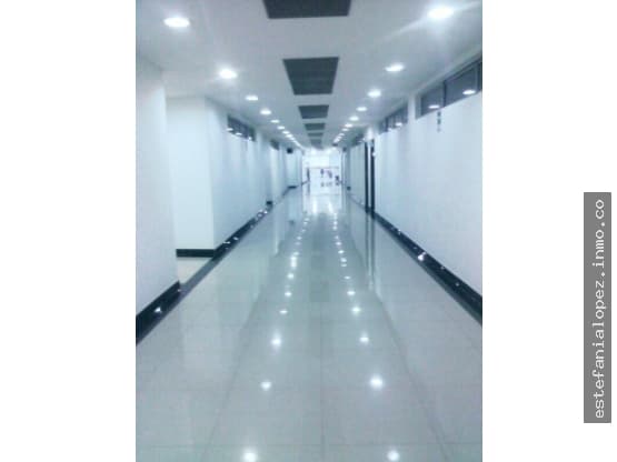 Oficina en Venta - Arriendo en Bello - 1