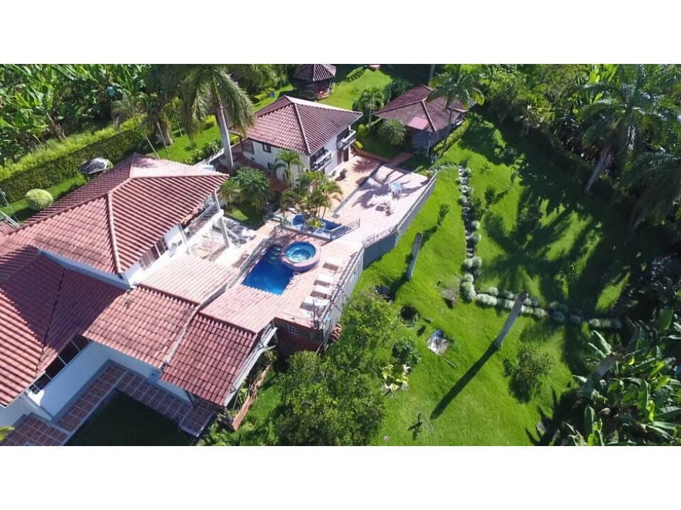 Se arrienda Chalet-cabañas via Montenegro Quindio - 1