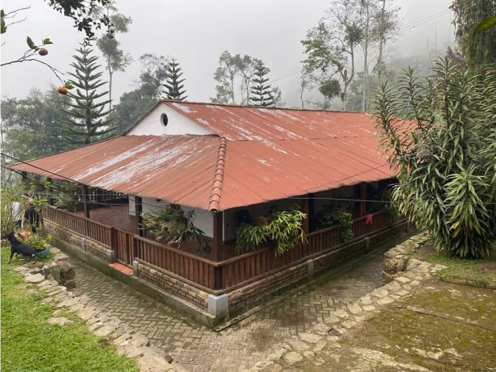 Cabaña ubicada en el predio rural la esperanza. - 1