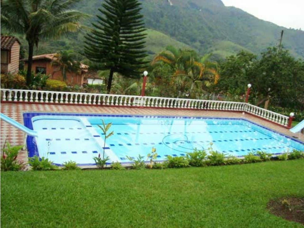 Alquiler de Fincas en Barbosa Antioquia - 1