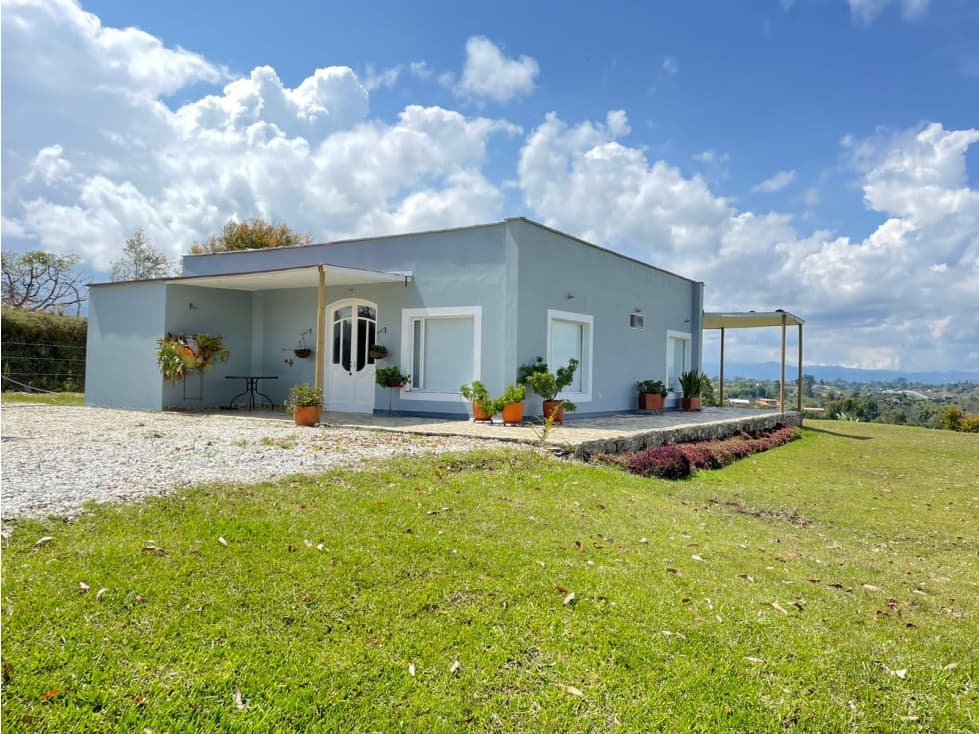 Casa a la venta en el Santuario - 1