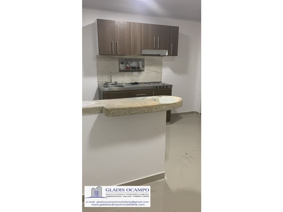 Apartaestudio central, primer piso - 1