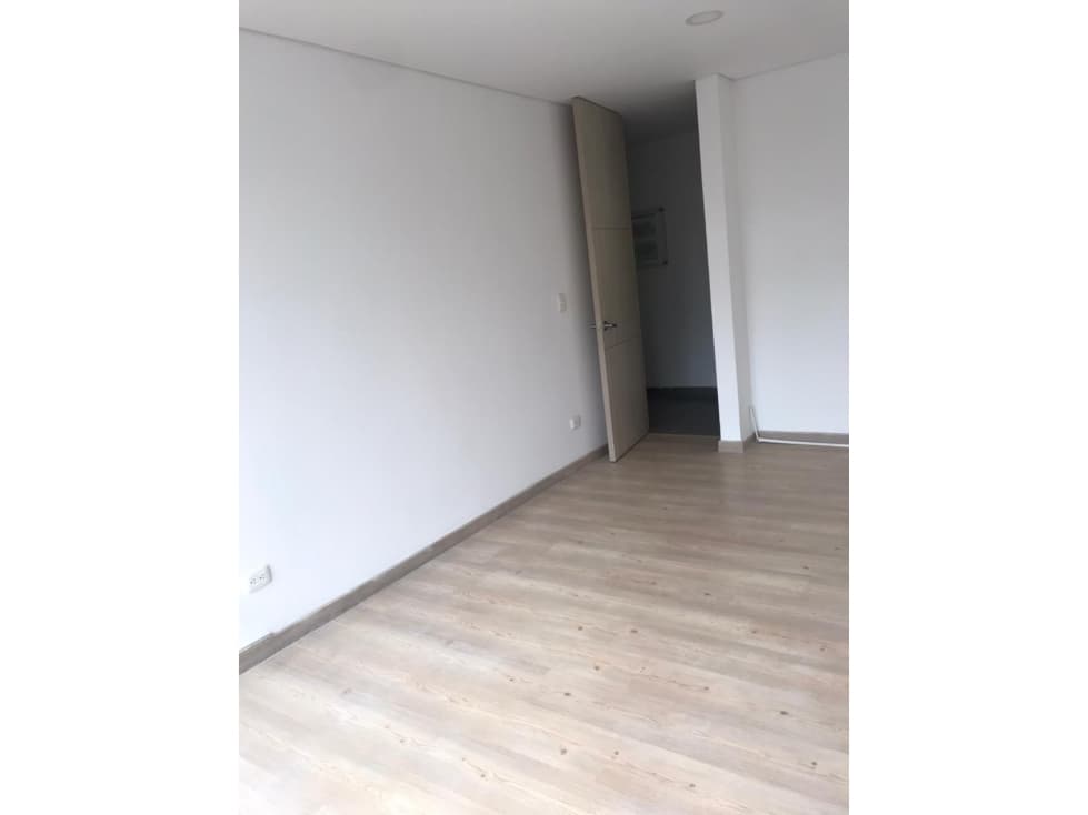 Oficina -Torre de negocios- Excelente ubicación - 1